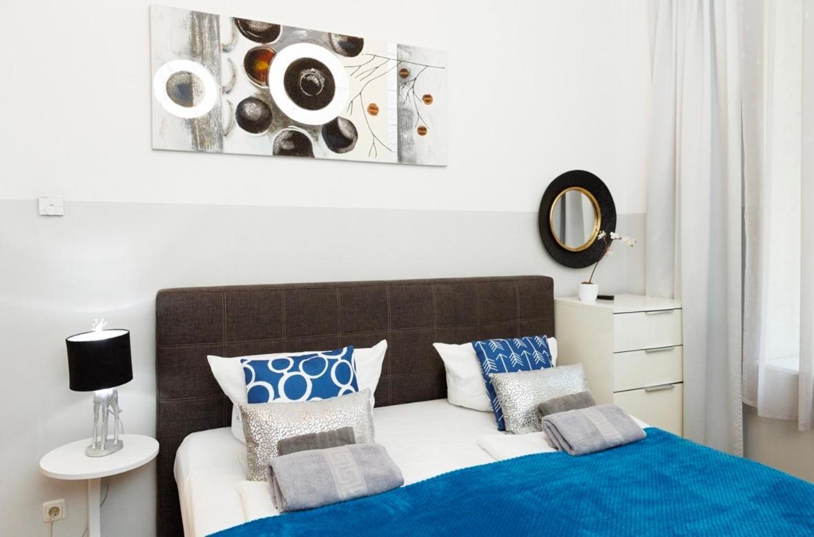 Grand Central Mitte Apartment Berlim Exterior foto