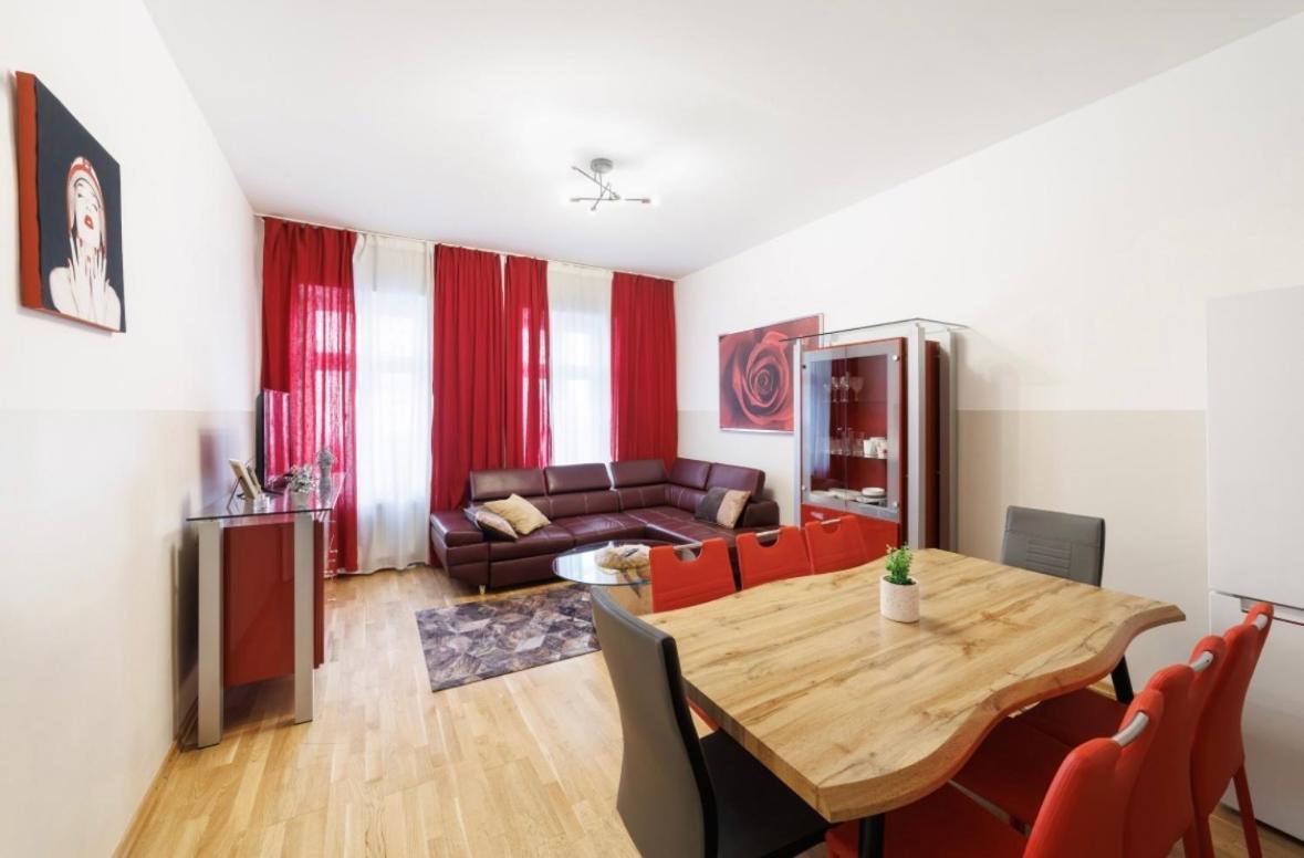 Grand Central Mitte Apartment Berlim Exterior foto